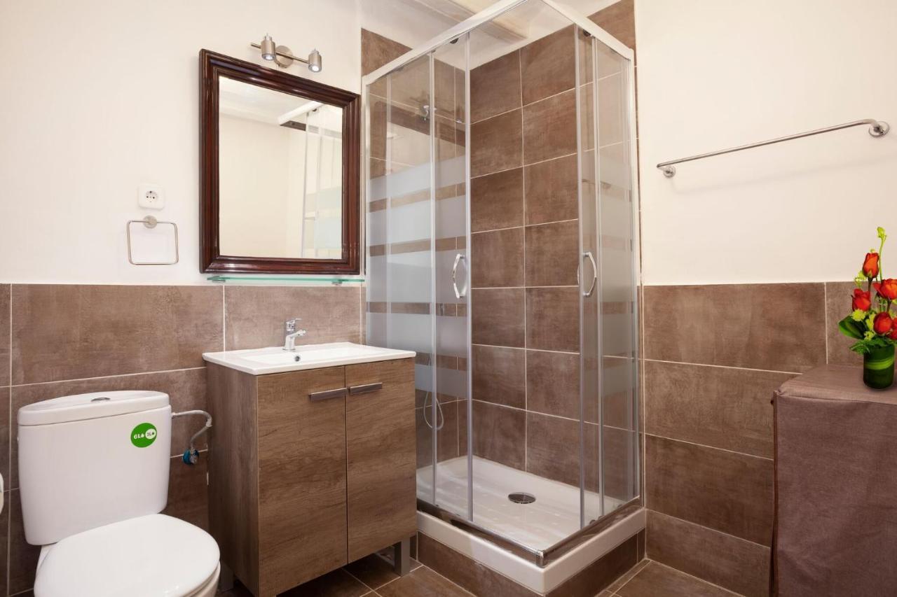 Esquirol Apartman Barcelona Kültér fotó